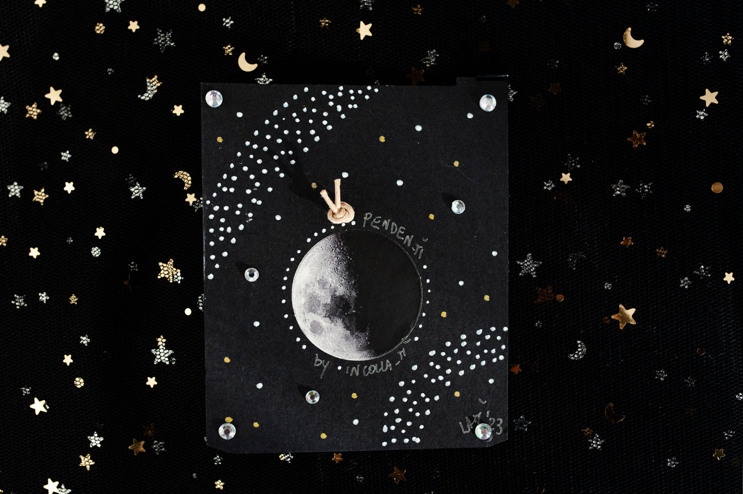 "Wait. Appreciate." - Ciondolo Collage
