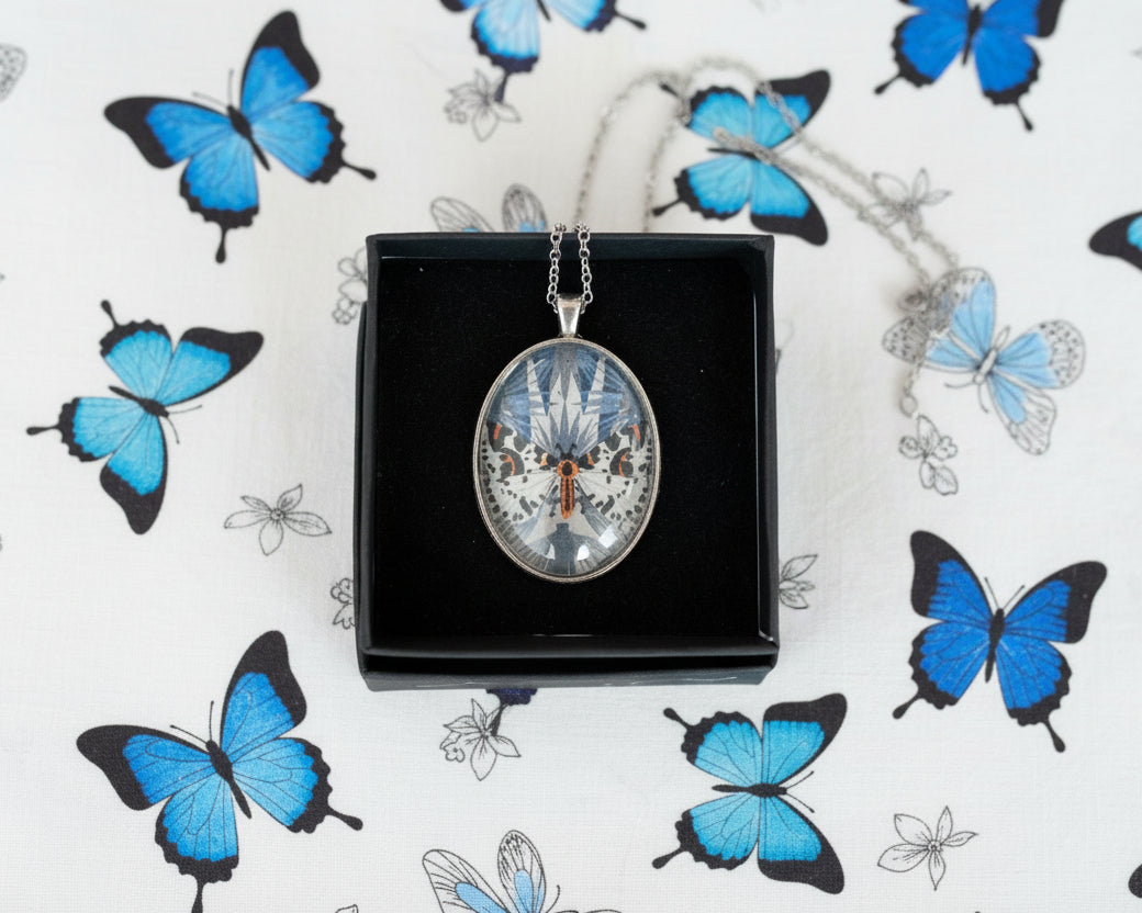 "Blue Butterfly" - Ciondolo Collage