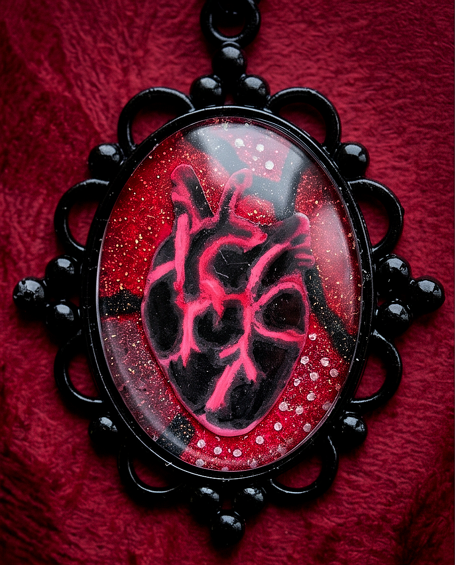 "Cuore Sacro" - Ciondolo Collage